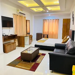 Hotel Dana Residency By D2v